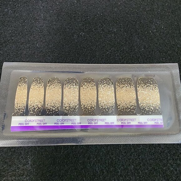 Color Street Nail Color Strips - Picture 1 of 2